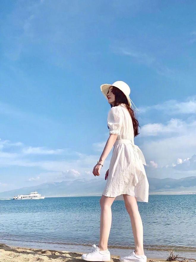 現金網：好特別的白色造型，太高級了