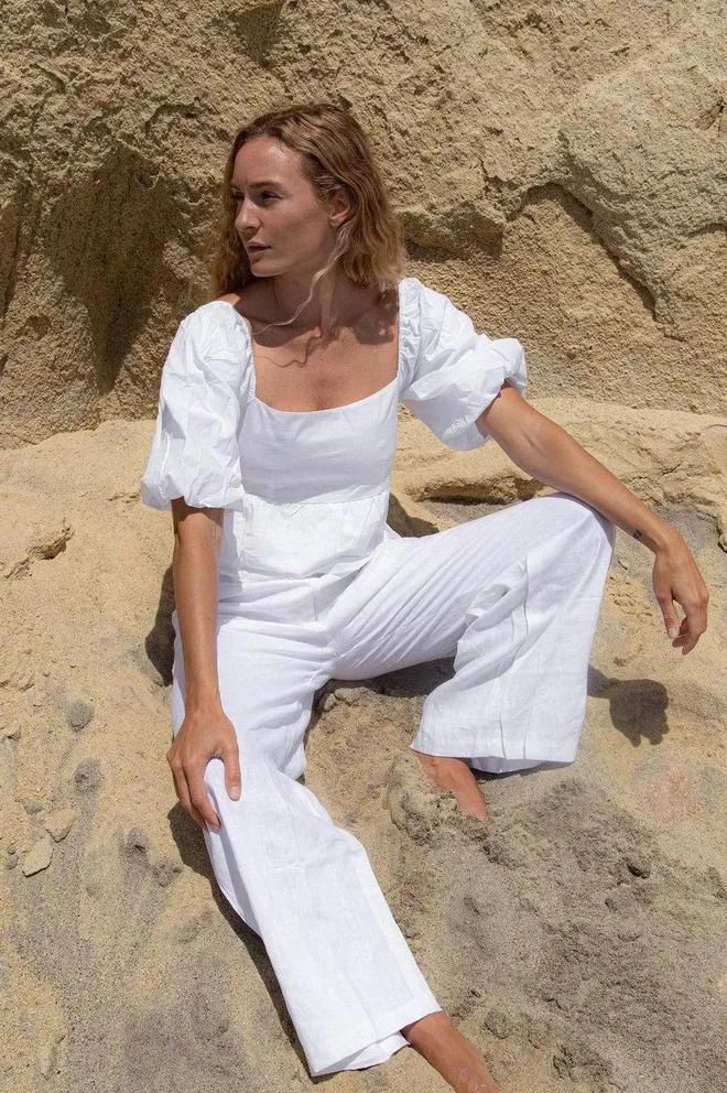 現金網：好特別的白色造型，太高級了